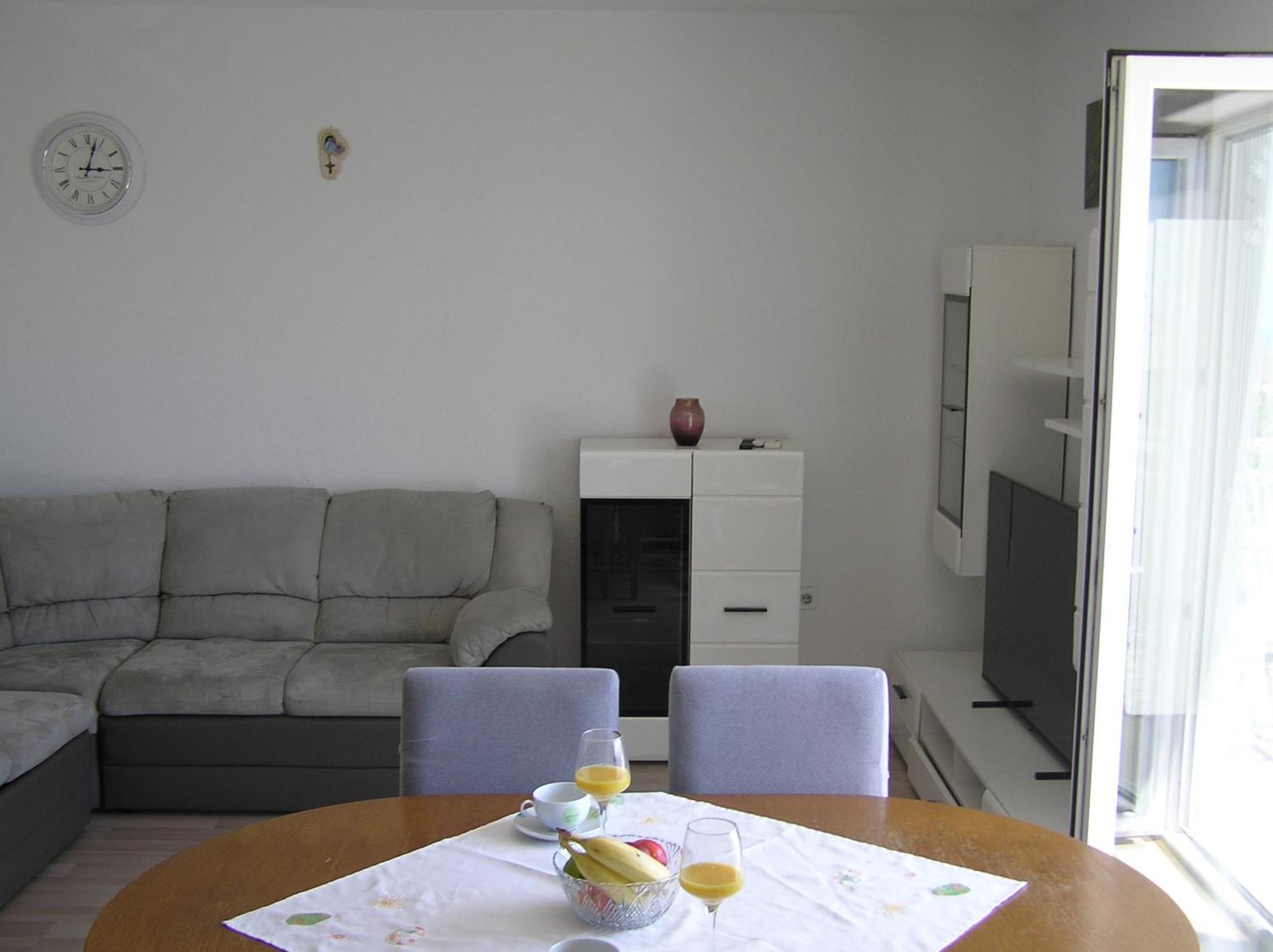Guest House Adria Senj  Eksteriør bilde