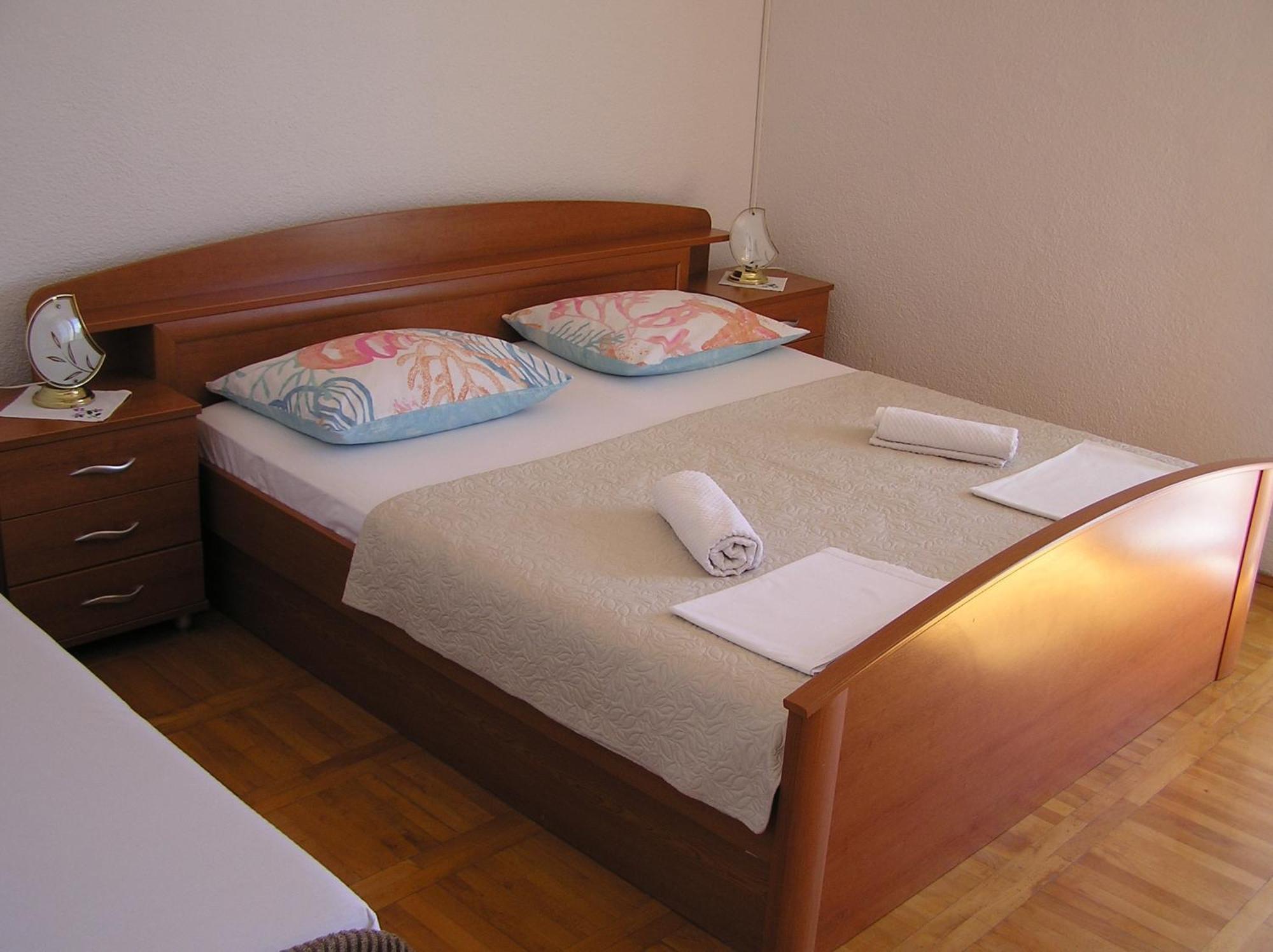 Guest House Adria Senj  Eksteriør bilde