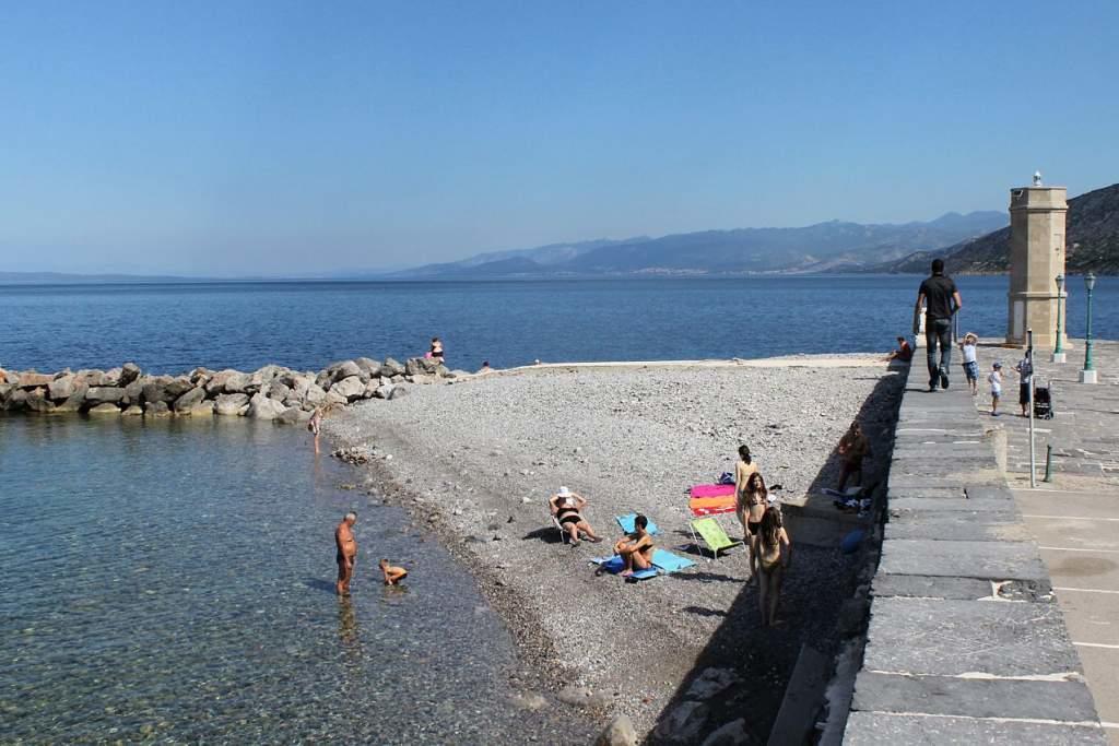 Guest House Adria Senj  Eksteriør bilde